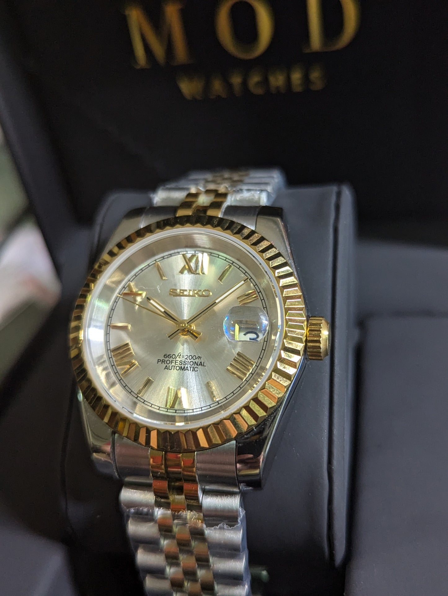 Two tone Datejust Roman Dial MöD