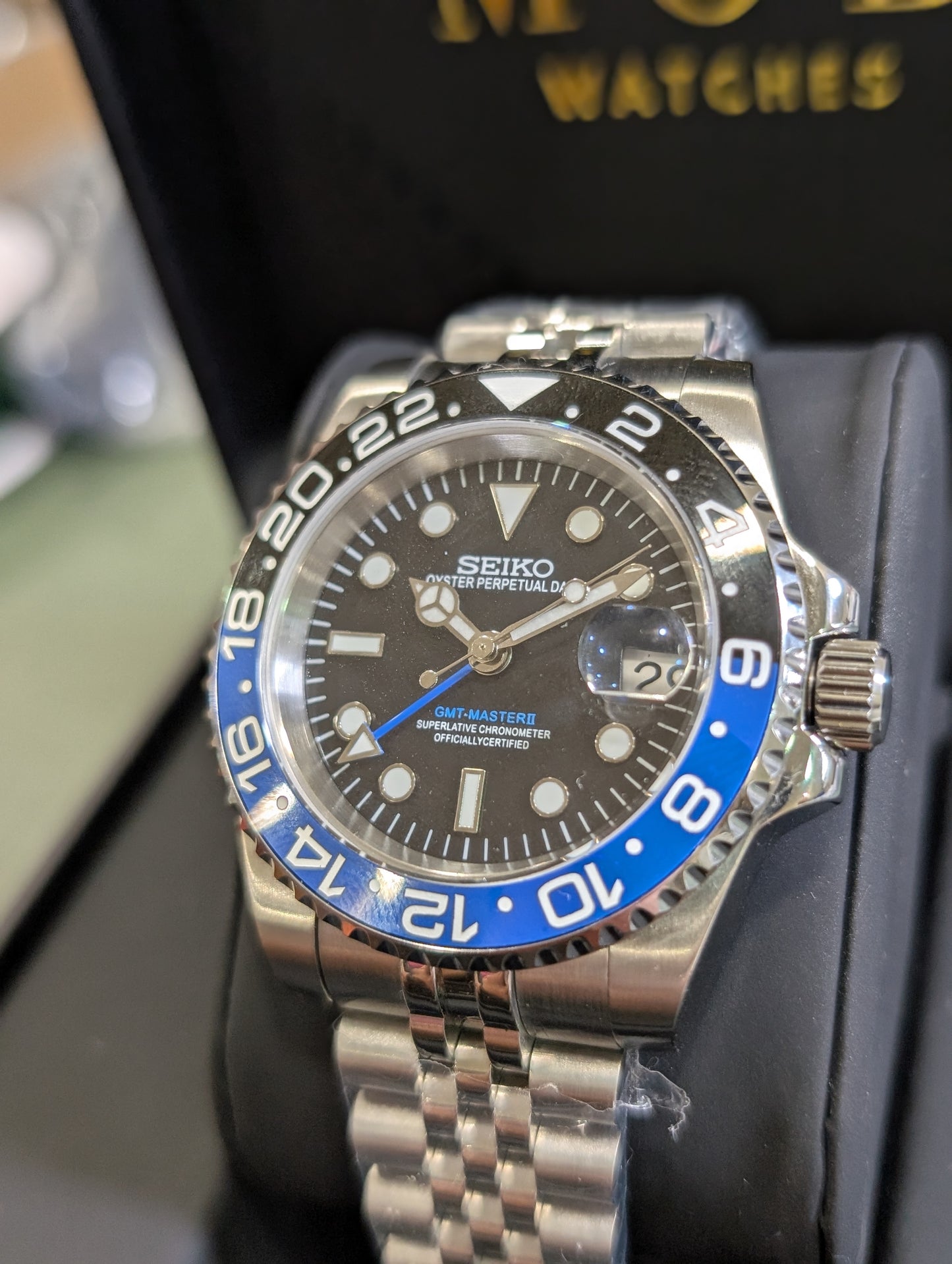 SEIKO-LEX BATGIRL GMT