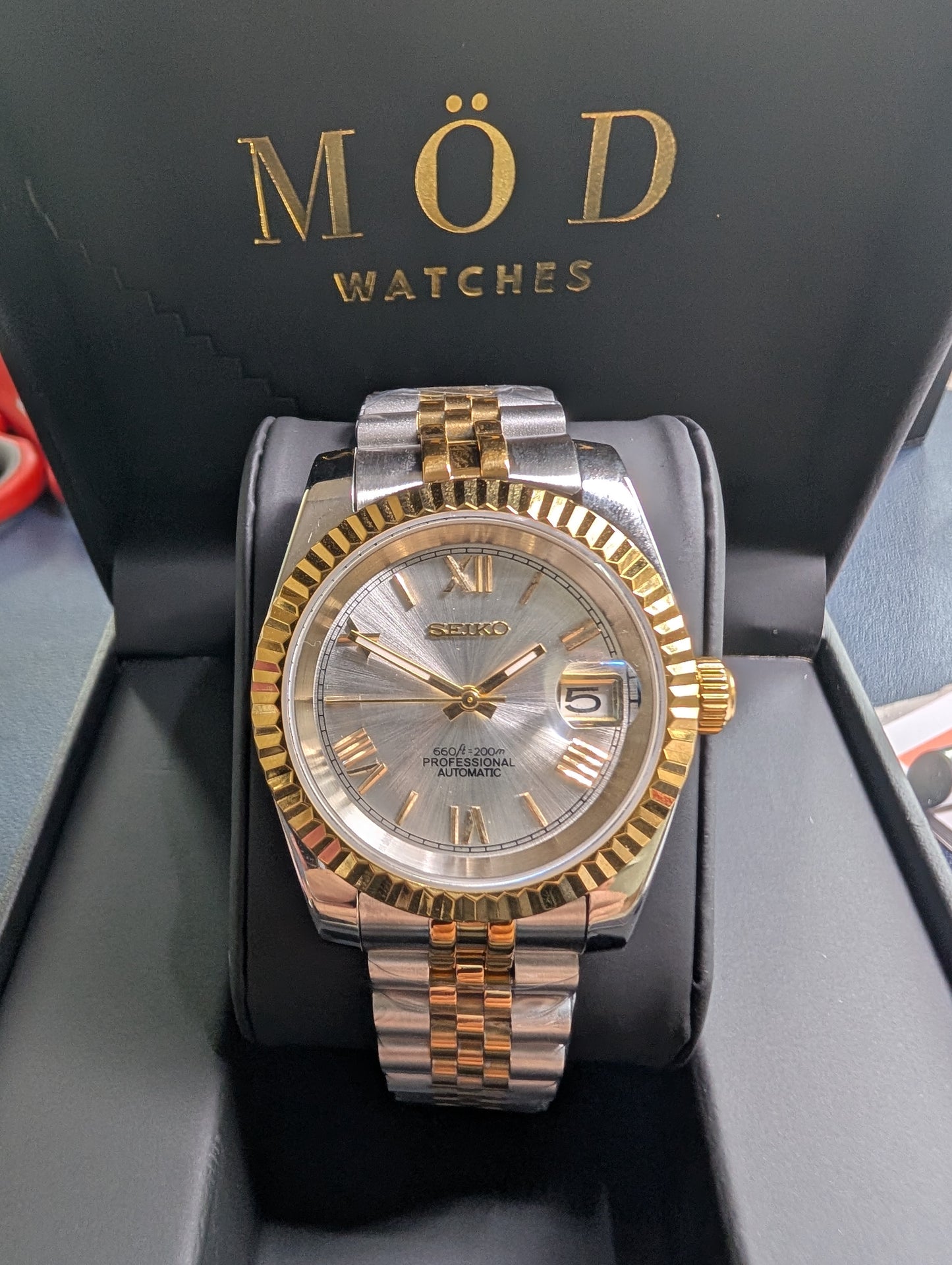 Two tone Datejust Roman Dial MöD