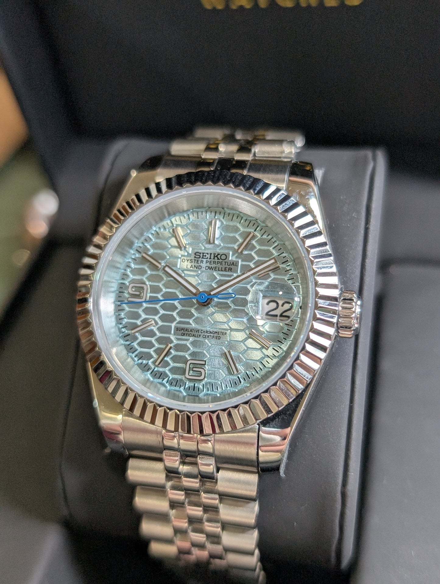 Land Dweller Ice Blue 40MM