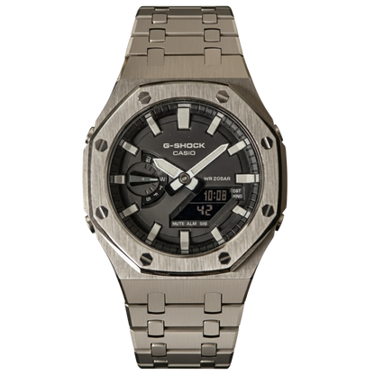 CasiOak Black, White hands on Gun Metal Bracelet