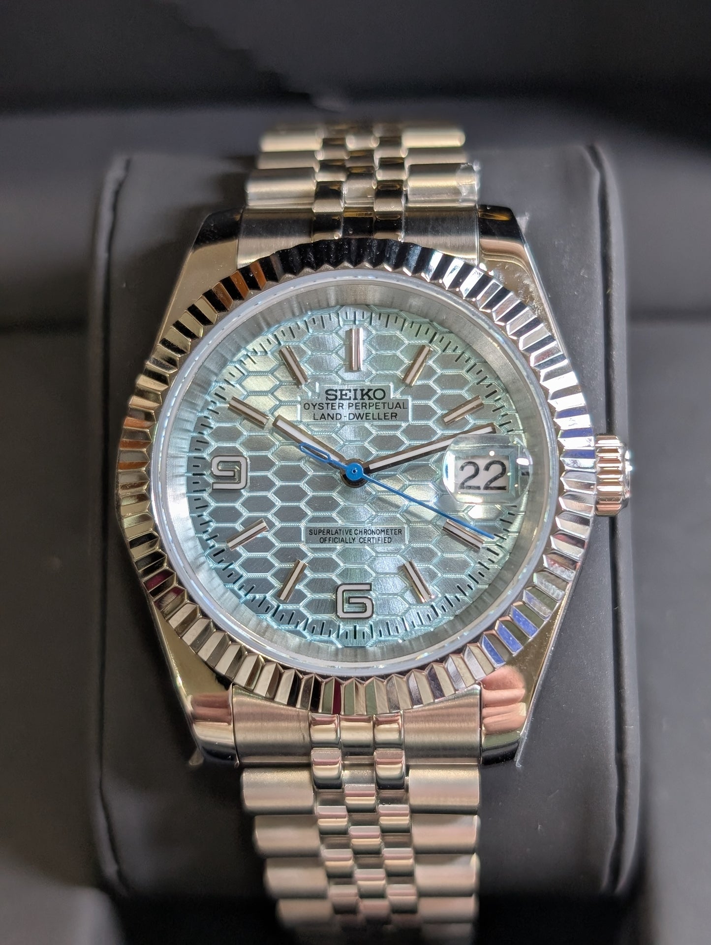 Land Dweller Ice Blue 40MM