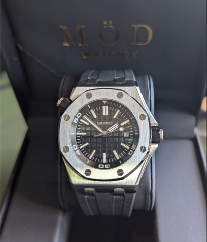 ROYAL SEIKOAK BLACK DIVER