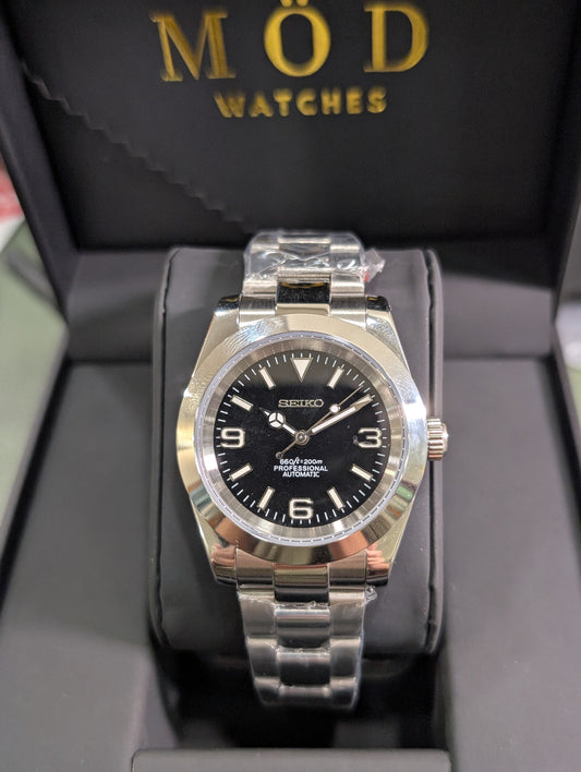 SEIKO-LEX BLACK EXPLORER (39MM)